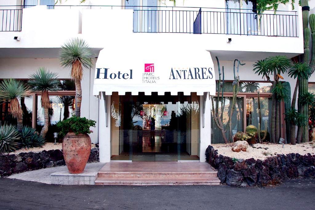 Hotel Le Terrazze Letojanni Exterior foto